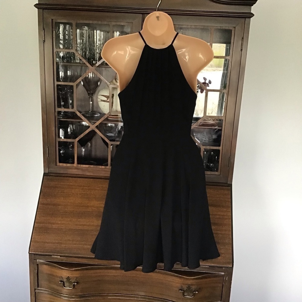 Express LBD - Picture 3 of 8
